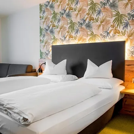 Alb - & Hotel 3*