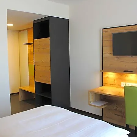 Hotell Alb - & 3*