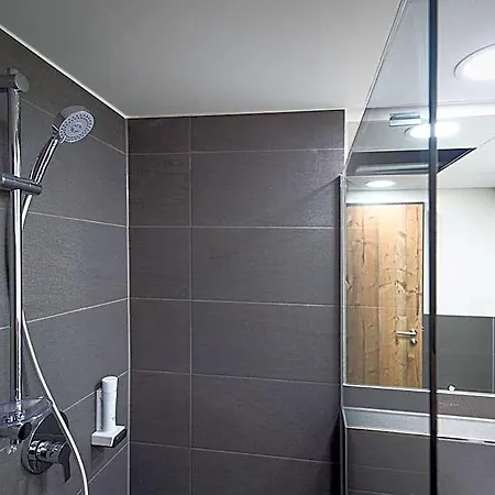 Alb - & Hotell