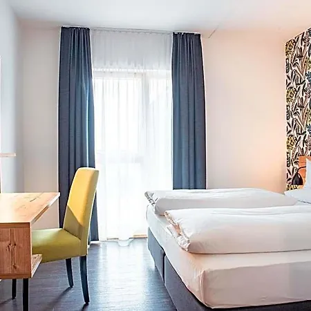Alb - & Hotell
