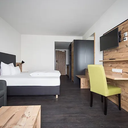 Alb - & Hotel