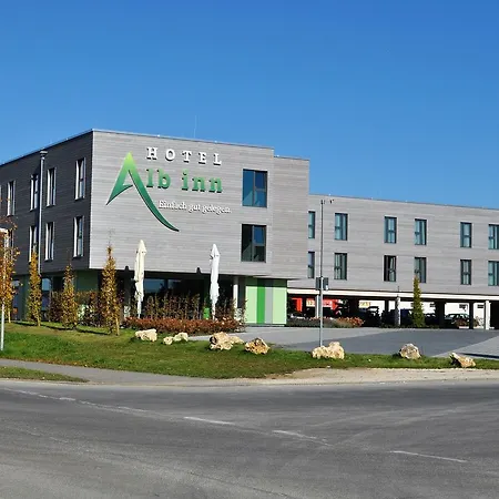 Alb - & 3*
