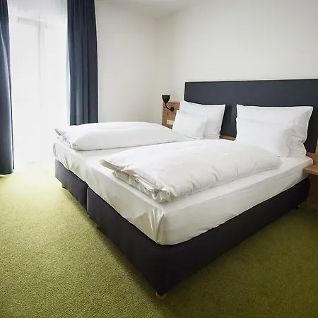 Alb - & Hotel 3*